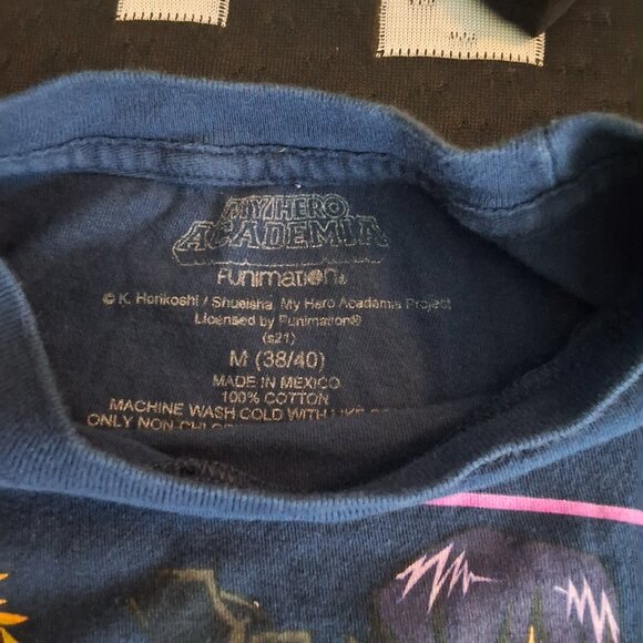 Mens M (38/40) Anime Tshirt - Picture 2 of 3